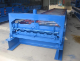 Metal roofing sheet roll forming machine 