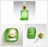 Square Type Spoid Glass Bottle