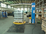 Pallet wrapping machine