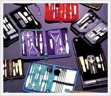 Manicure Set & Cosmetic Brush