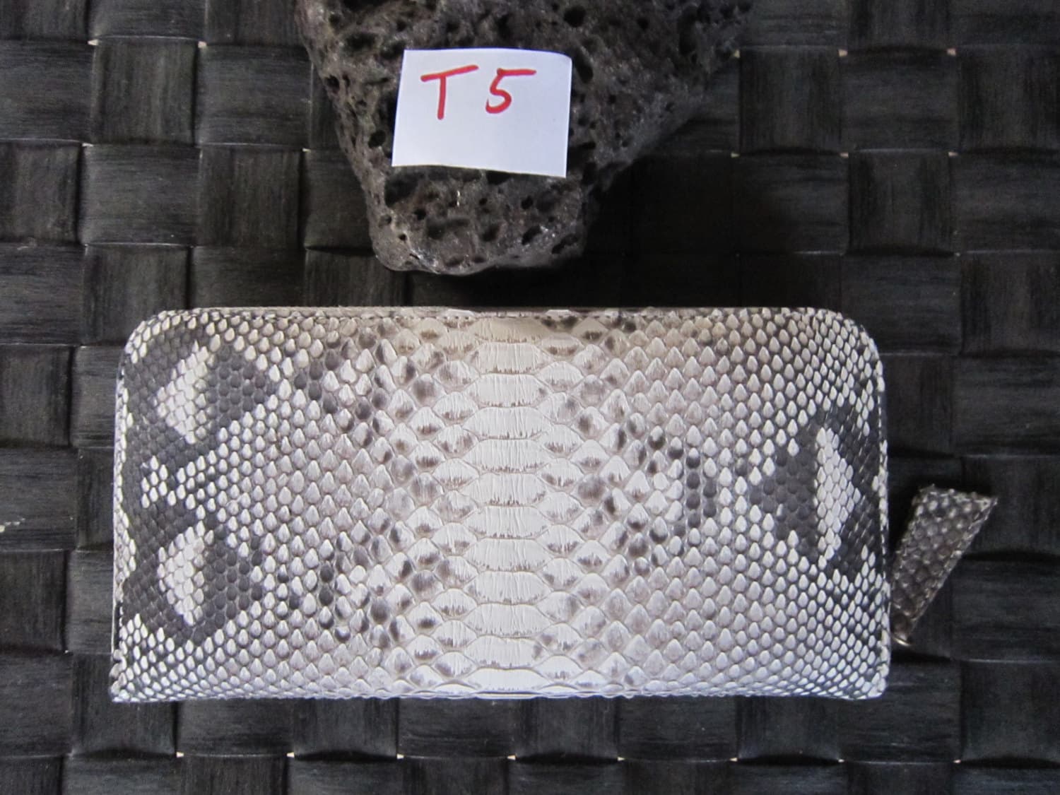 Handmade_Genuine_Real_Python_Snake_Skin_Leather_Womans_Zippered_Purses_Wallet