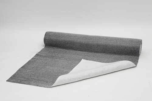 Bentonite waterproofing mat