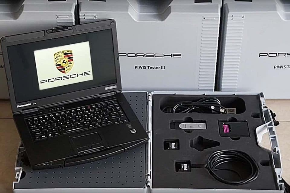 Porsche Piwis Tester III with Panasonic CF54 Laptop dual boot version v40_350 plus v38_250