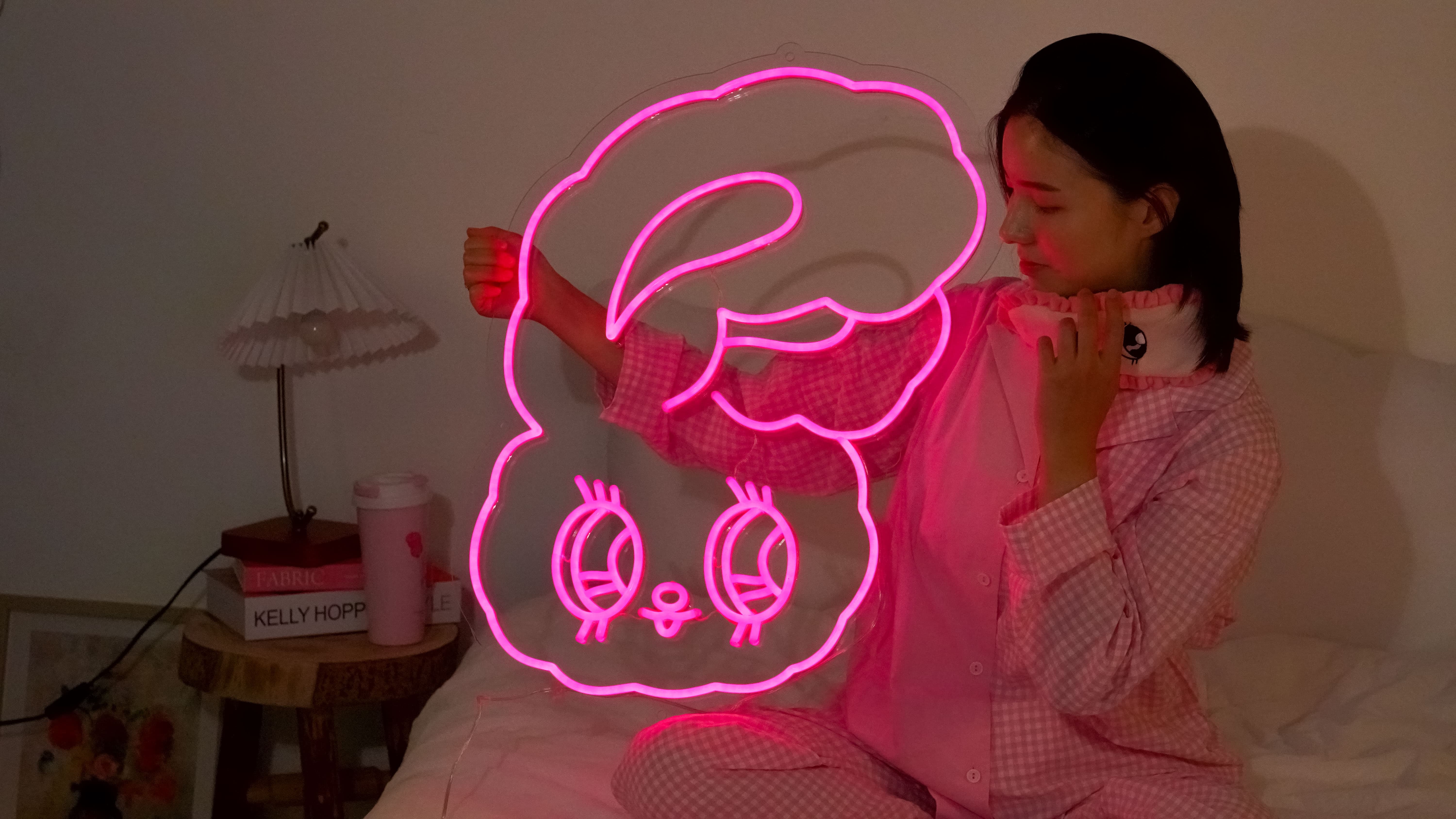 Character Neon sign_ Esther Bunny