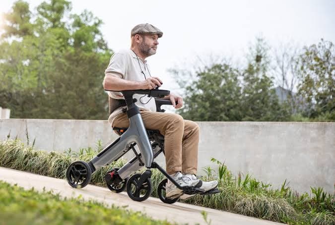 SUPERPI W1 Four_in_One Folding Electric Wheelchair