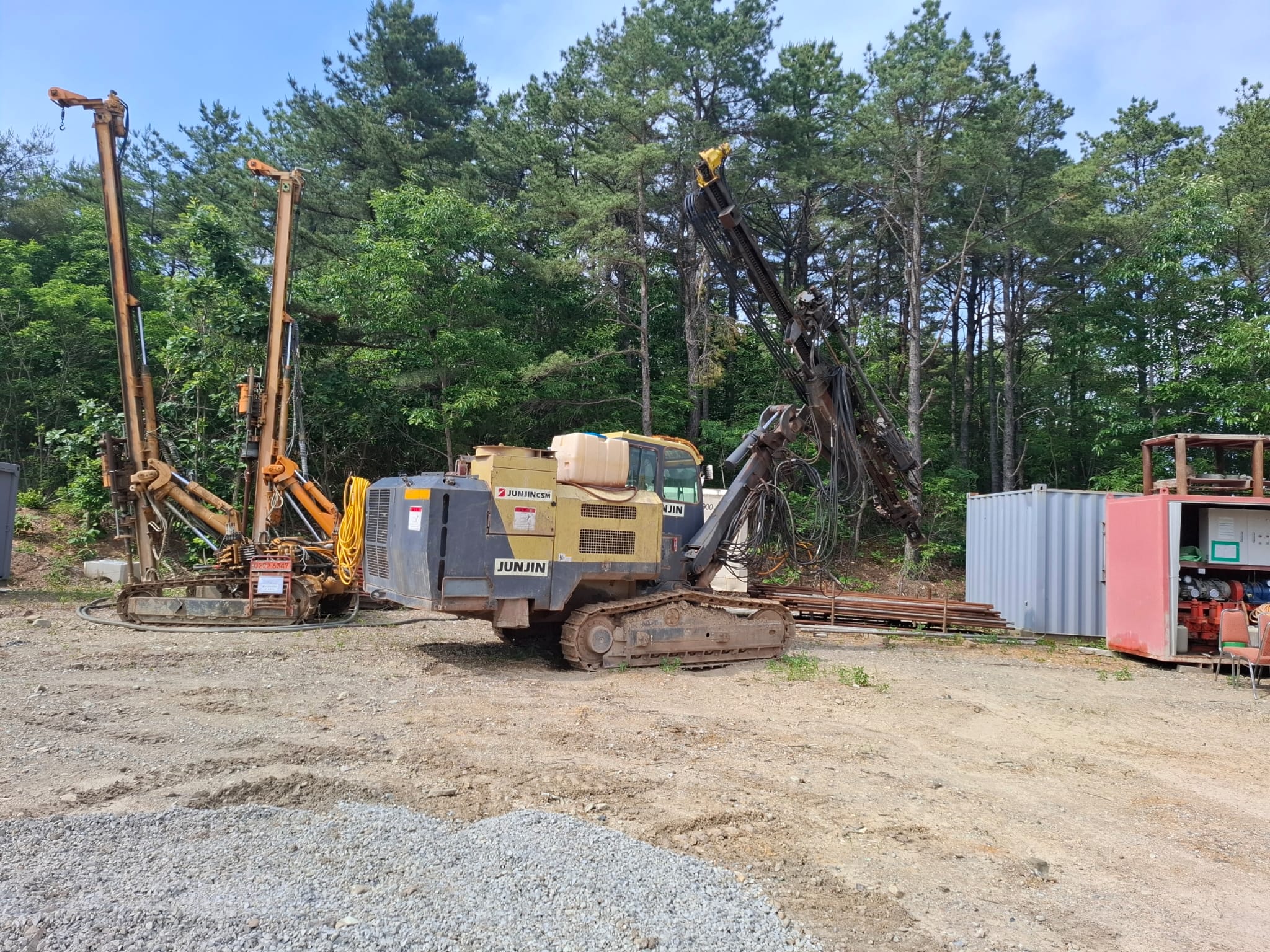 USED CRAWLER DRILLING 2007 CATERPILLAR 325D