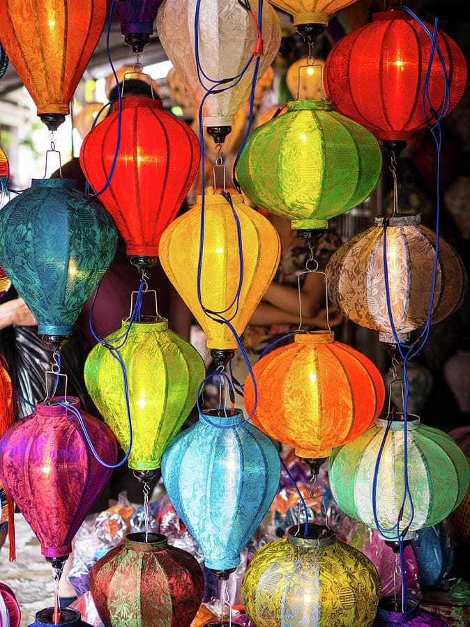 Vietnamese lantern various shapes for decoration with cheap price_Bamboo silk lantern from Hoian