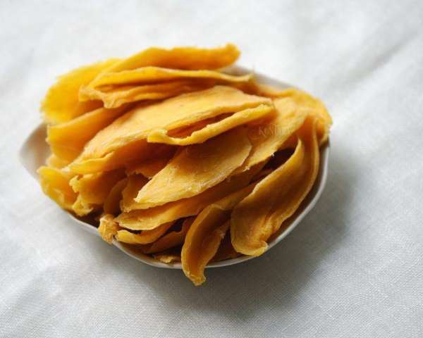 Soft dried mango no sugar added from Vietnam factory