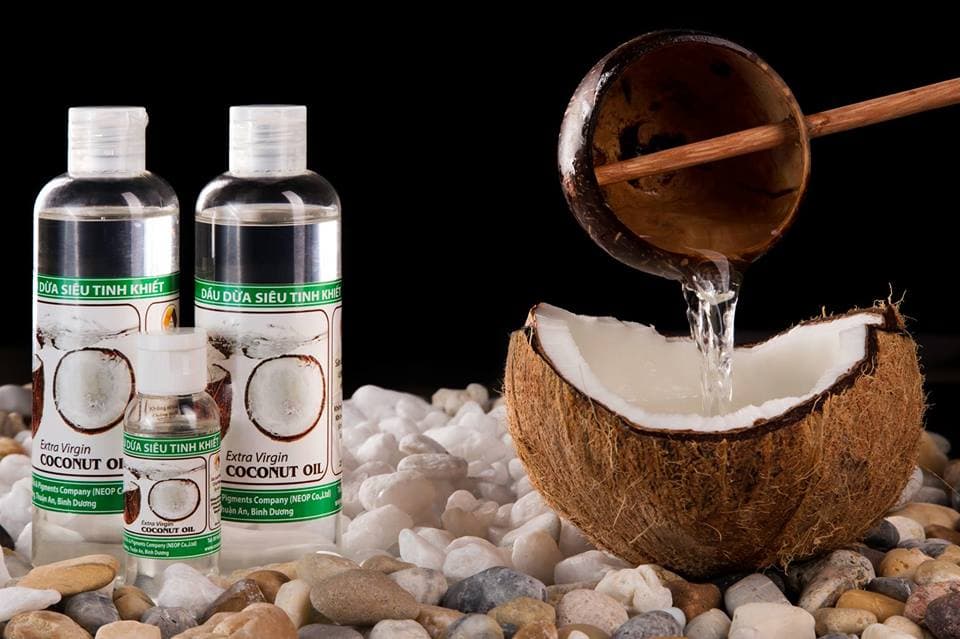 Можно ли использовать кокосовое масло для загара на волосы