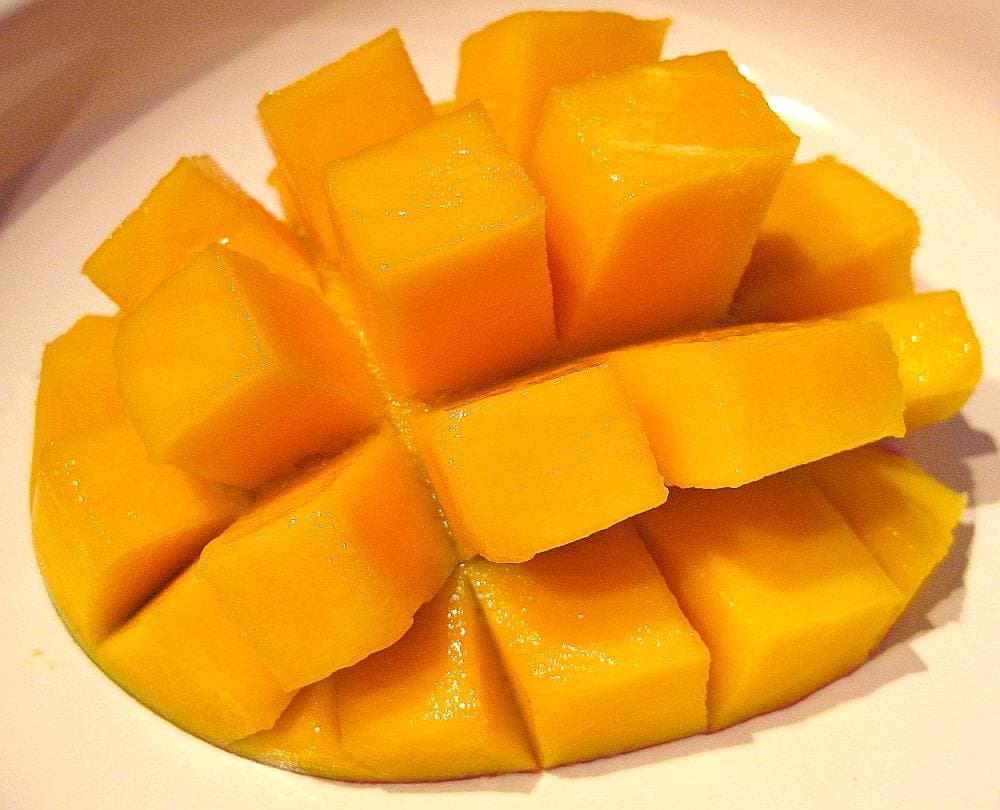 Frozen <b>Mango</b> fruit. 