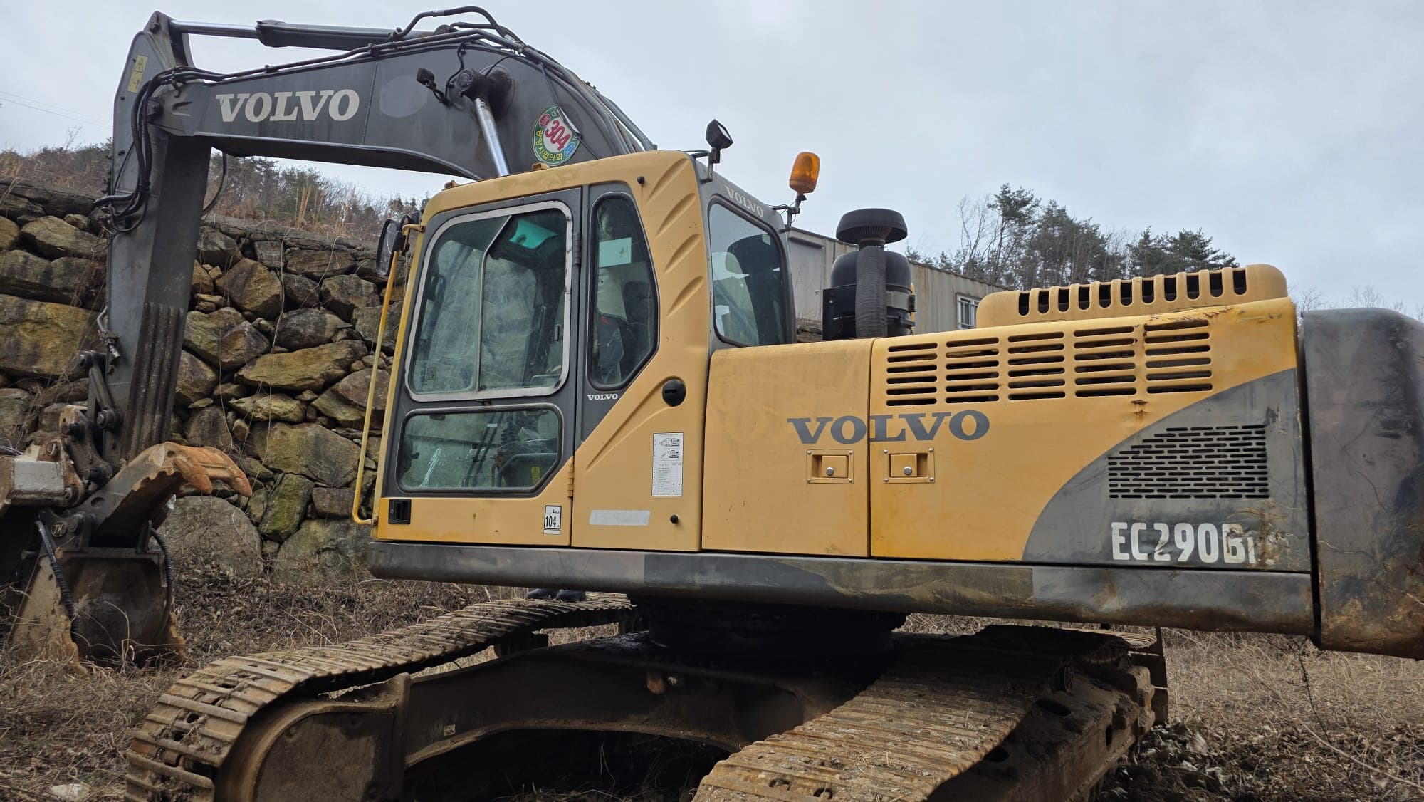 USED CRAWLER EXCAVATOR 2010 VOLVO 290B PRIME