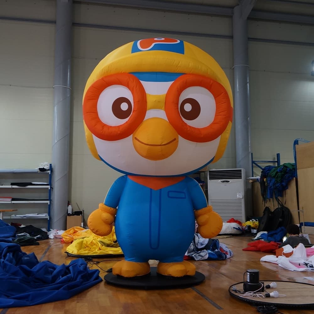 Pororo_ a friend of kids wearing glasses Inflatable