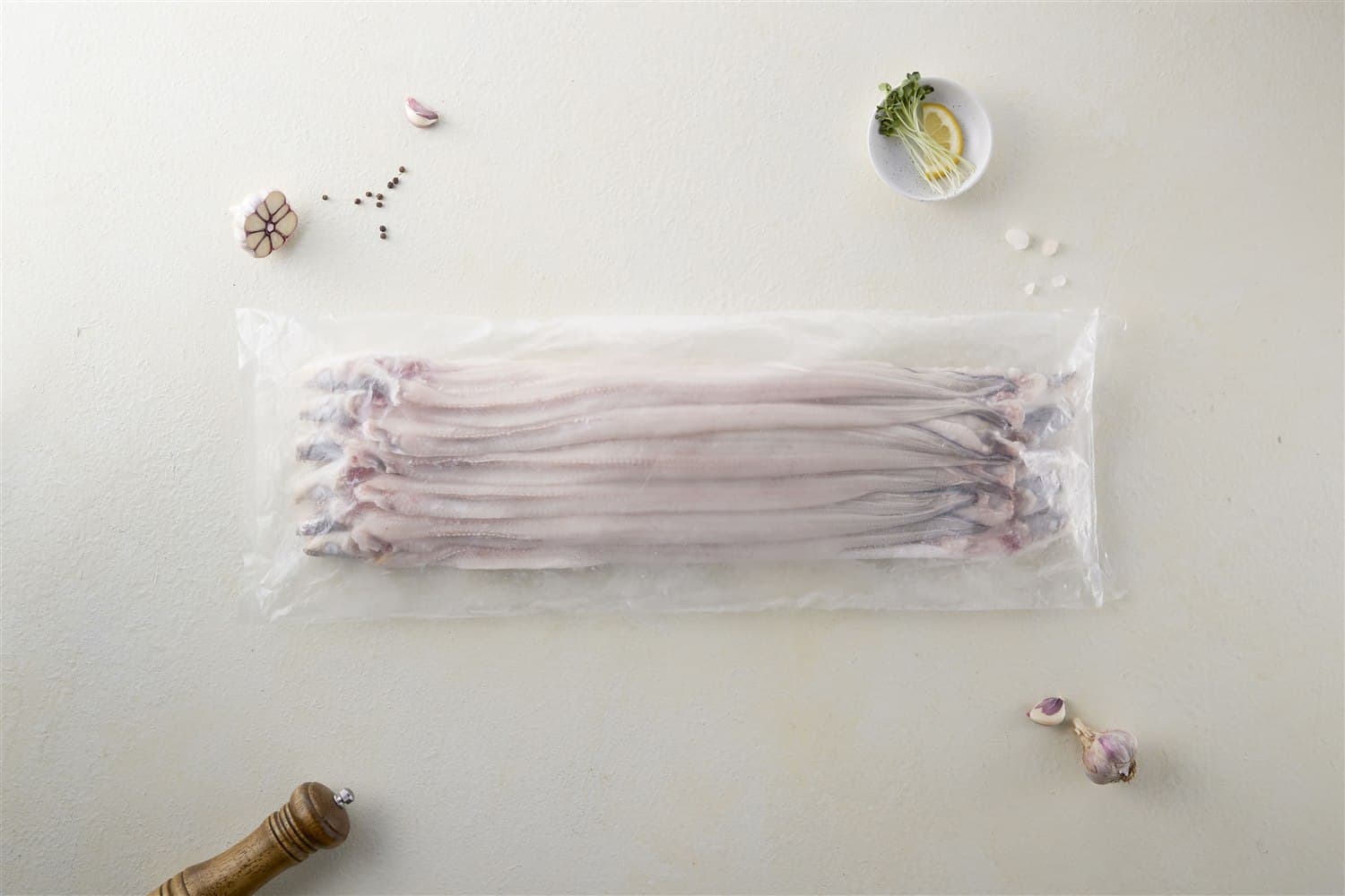 FROZEN CONGER EEL HEAD_ON _H_O_ 2KG