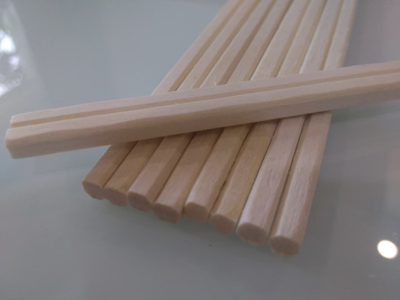100_ wooden chopsticks natural color from Vietnam