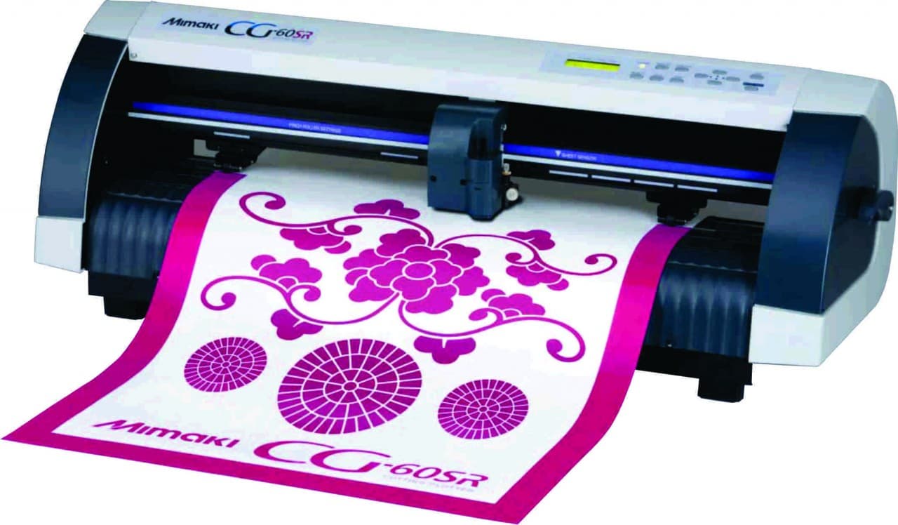 Плоттерной резкой. Плоттер Мимаки CG-60sr. Режущий плоттер Mimaki CG-60sr. Плоттерная резка Мимаки. Плоттерная порезка пленки Mimaki 130.