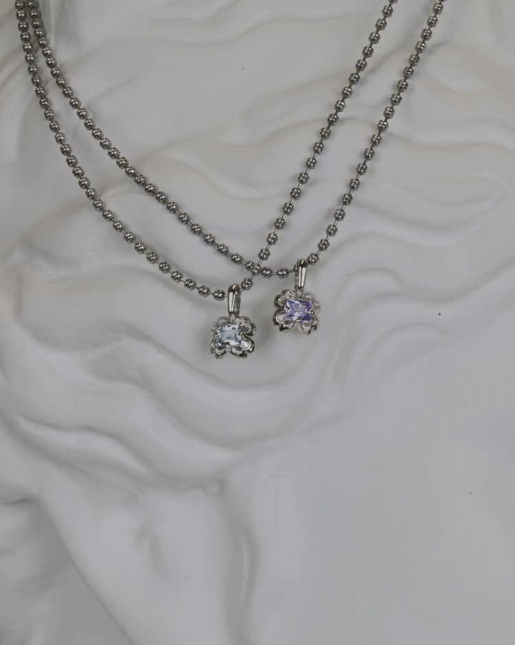 Clover Cubic Necklace_ Lavender