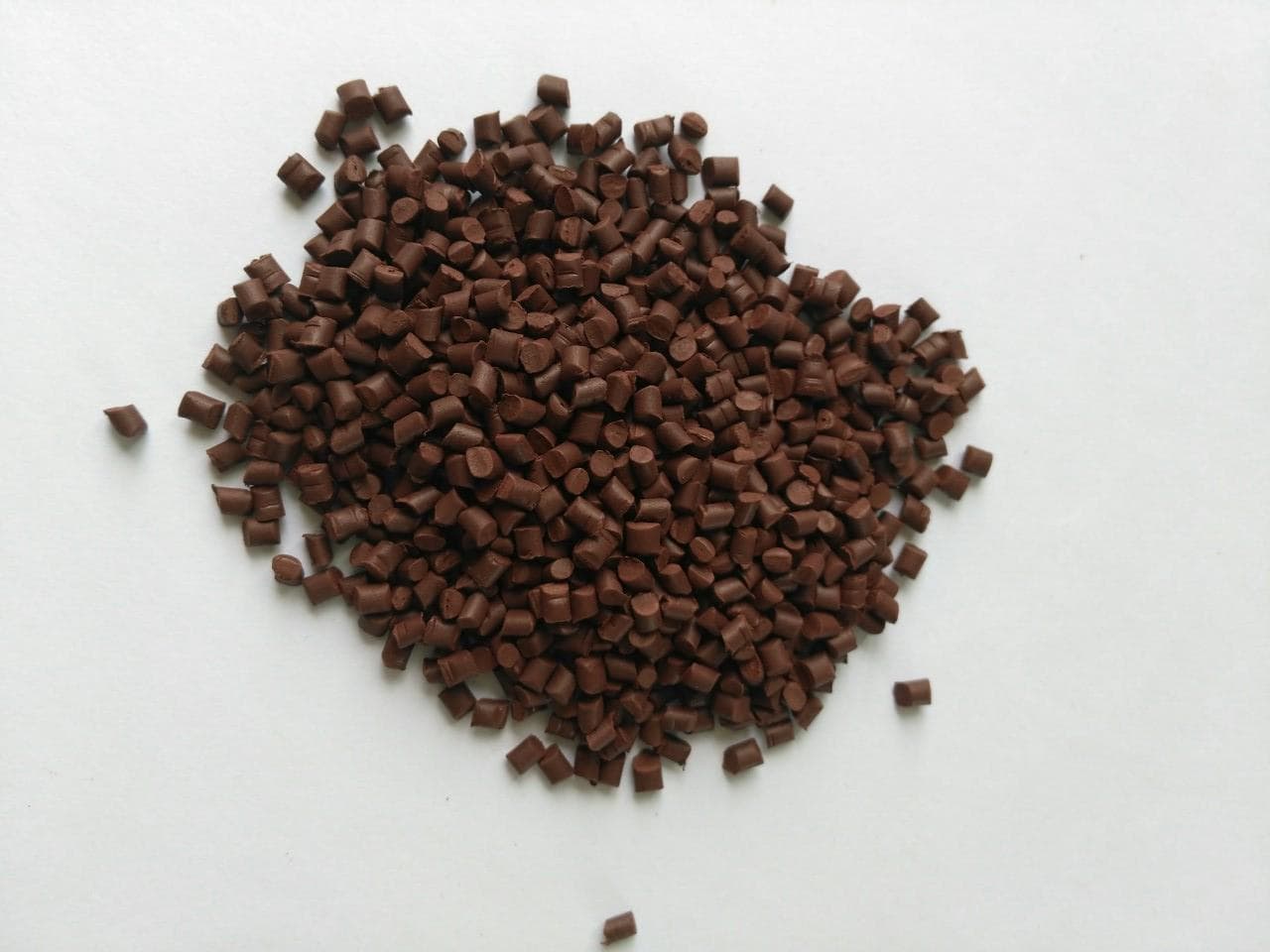 BROWN COLOR MASTERBATCH FOR HOUSEHOLD PRODUCTS