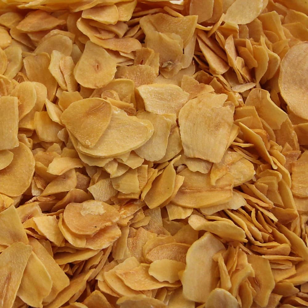 Garlic flake wholesale high quality good price from Vietnam_Dried garlic for food cheap price
