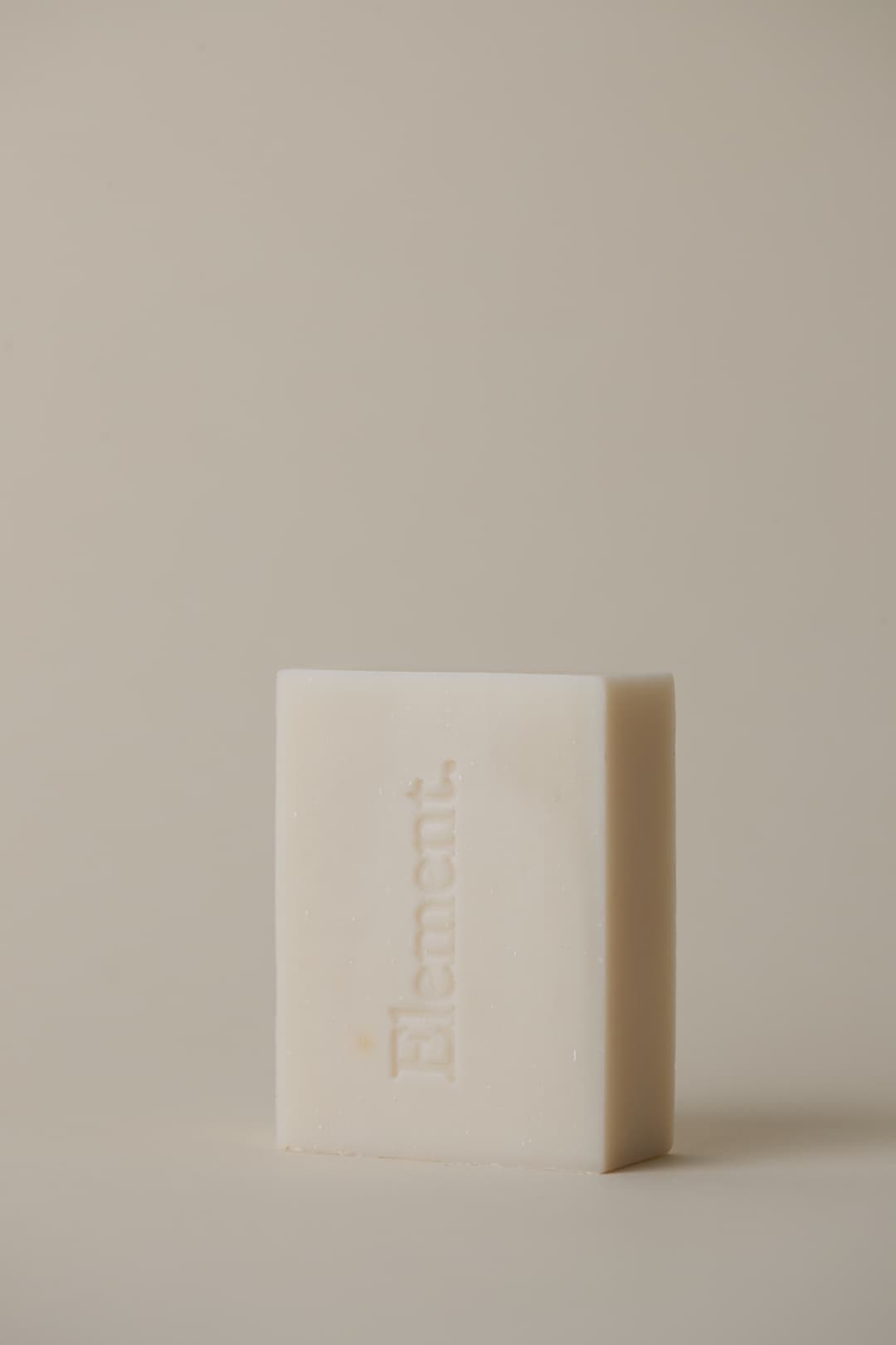 DELEMENT Coconut Cleansing Bar