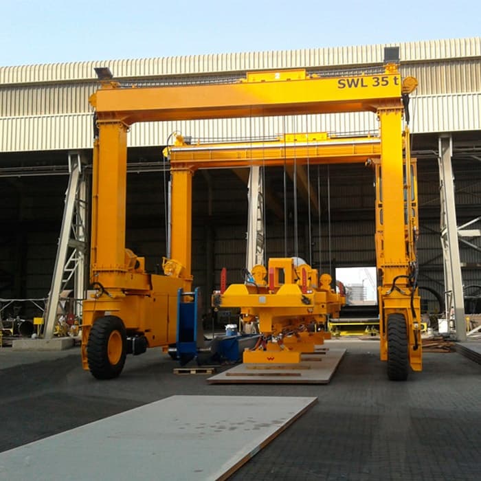 box model Tyred type tunnel gantry crane with electric hoist