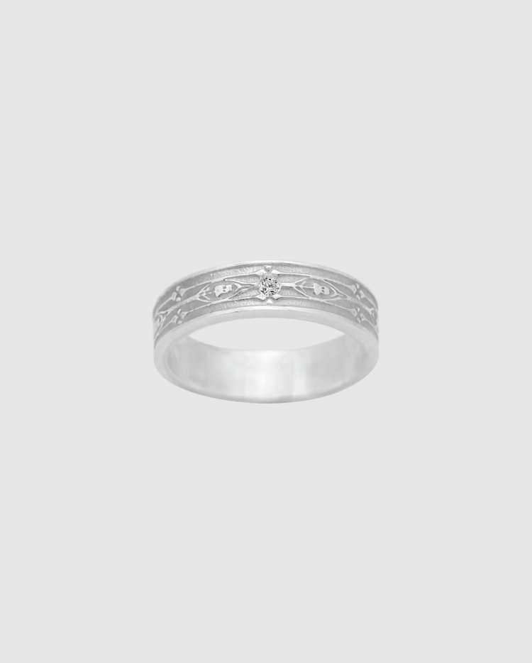 Iris Etching Couple Ring Women