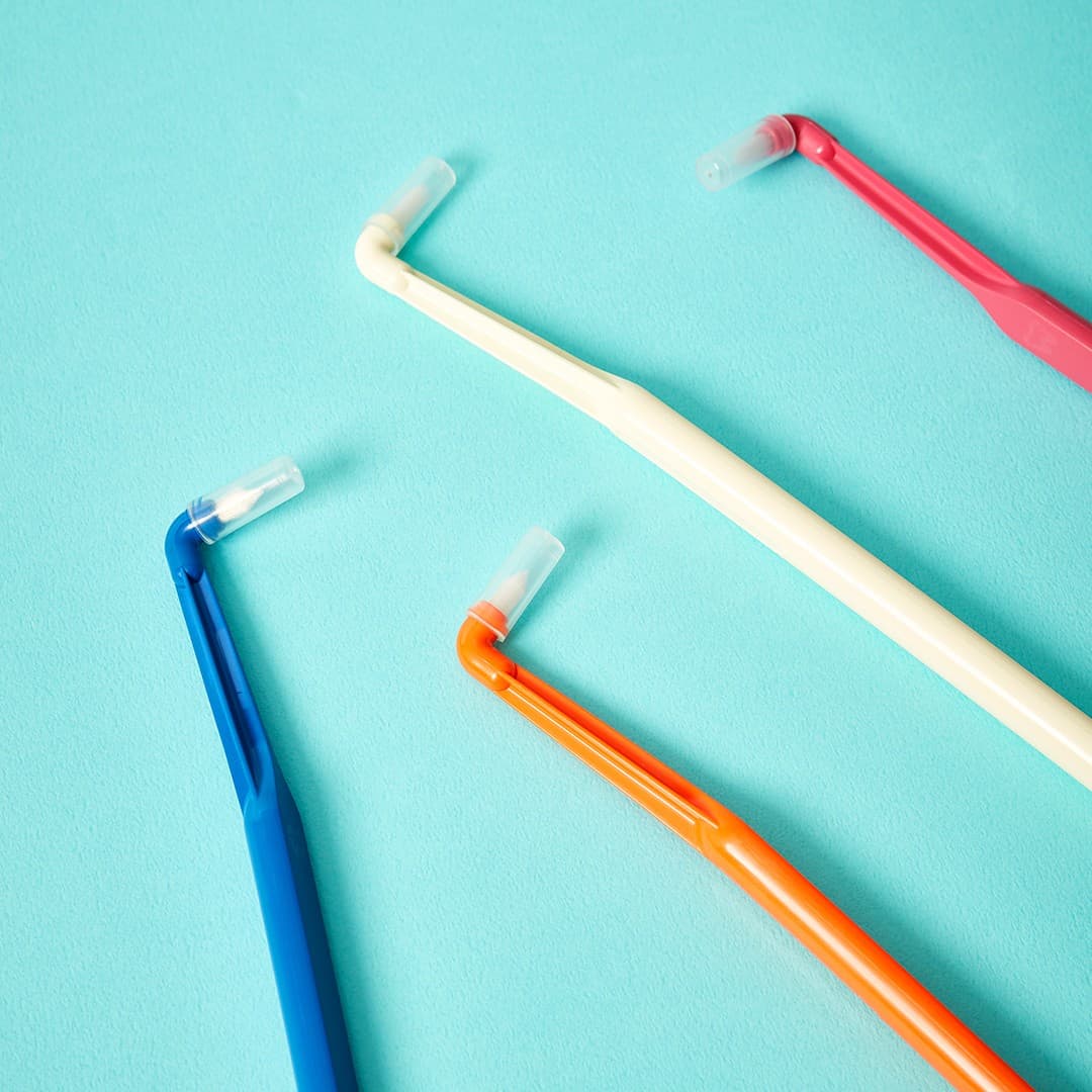 Twingty Interdental Gap_Care End_Tuft Toothbrush