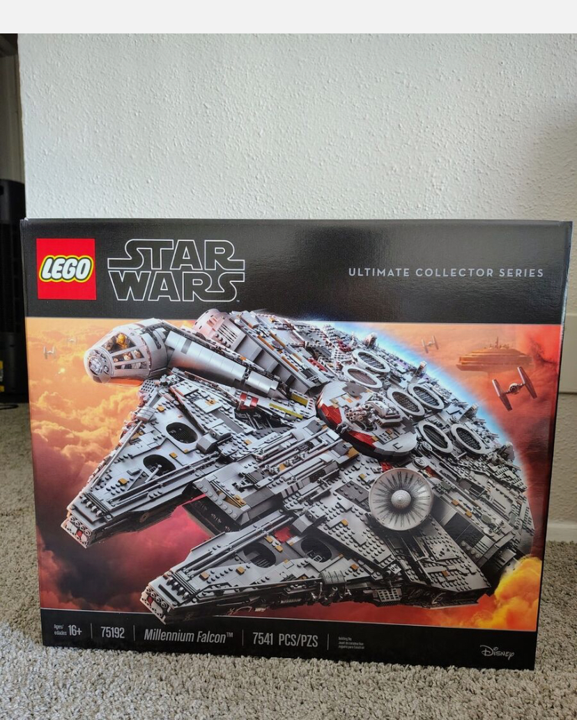 LEGO Star Wars Ultimate Millennium Falcon 75192 _ Expert Building Set and Starship Model Kit_ Movie