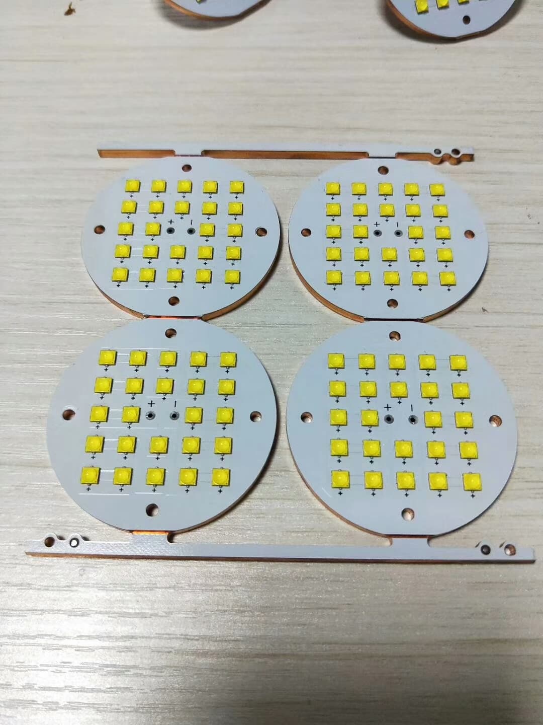 China Factory LED Aluminum PCB Printed Circuit Board