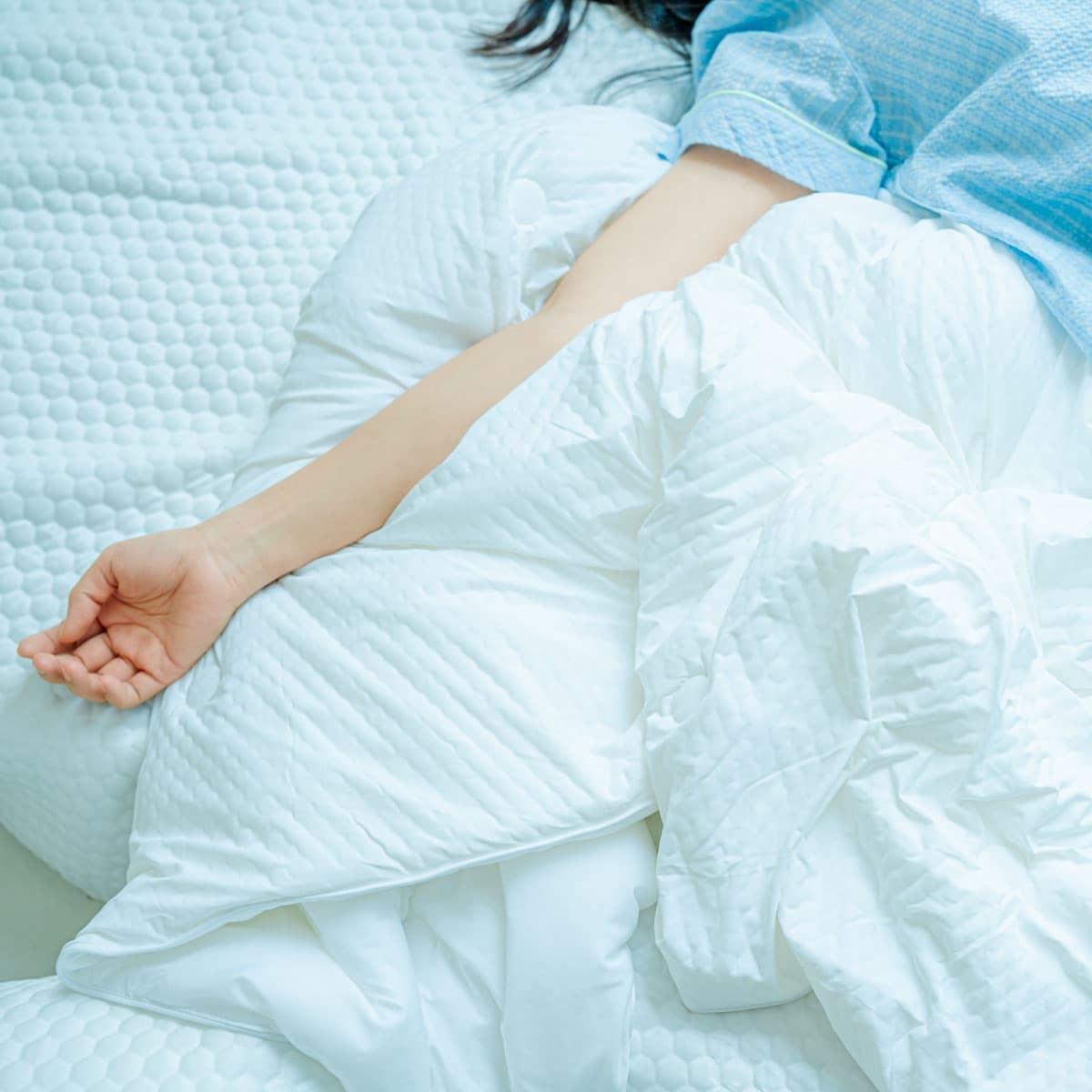 Snow PCM cooling Comforter