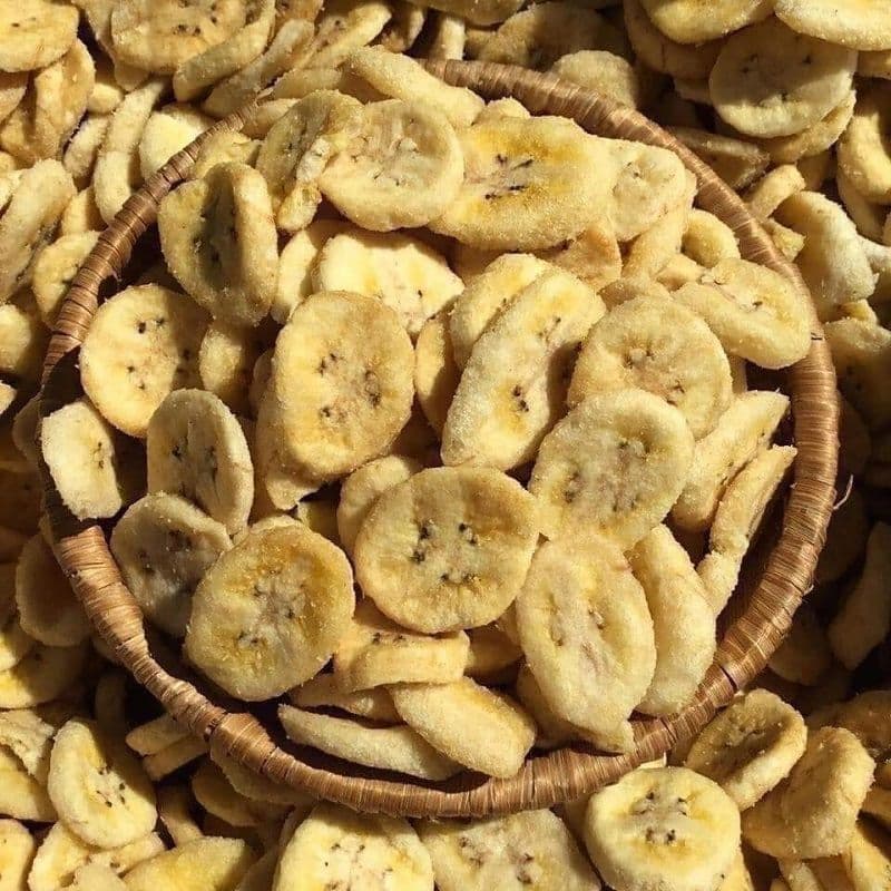 Wholesale vacuum fried banana chips bulk packing from Vietnam factory