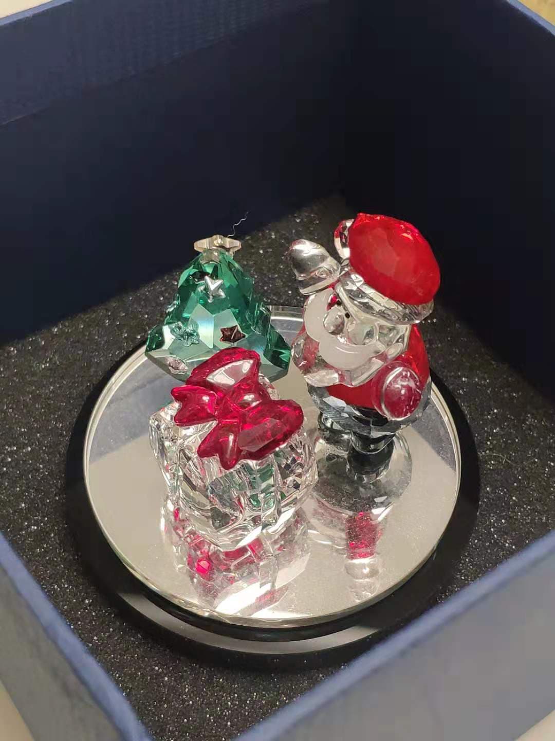 creative crystal_like Santa Claus Gift and Christmas Tree