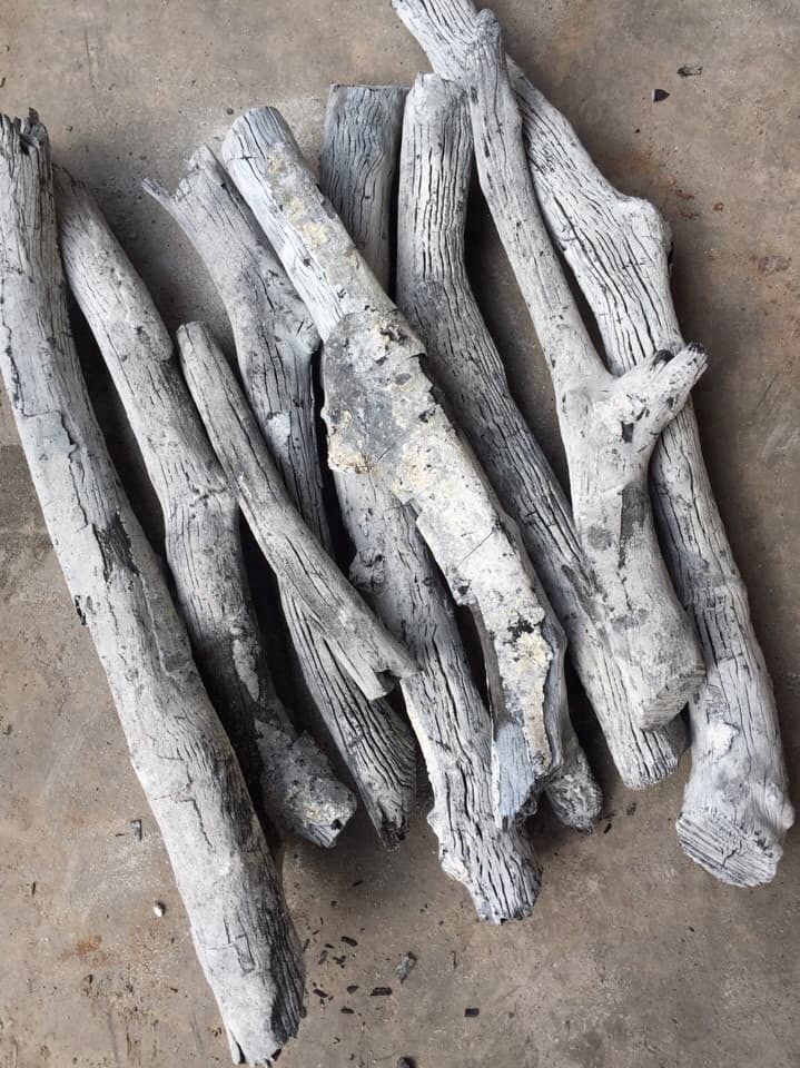 MAITIEW BINCHOTAN WHITE CHARCOAL FROM LAOS FOR EXPORT