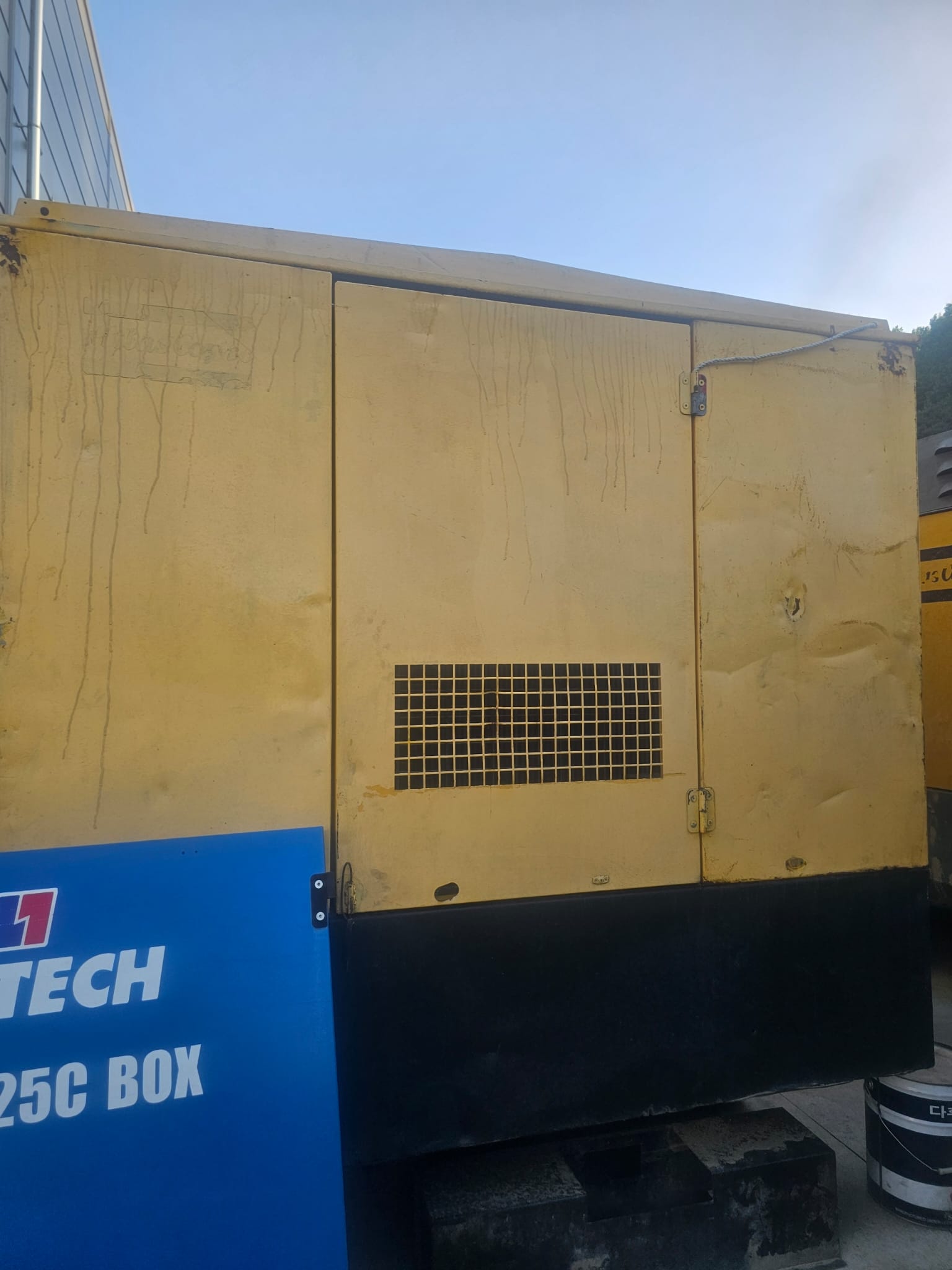 USED AIR COMPRESSOR  ATLAS COPCO XRVS455