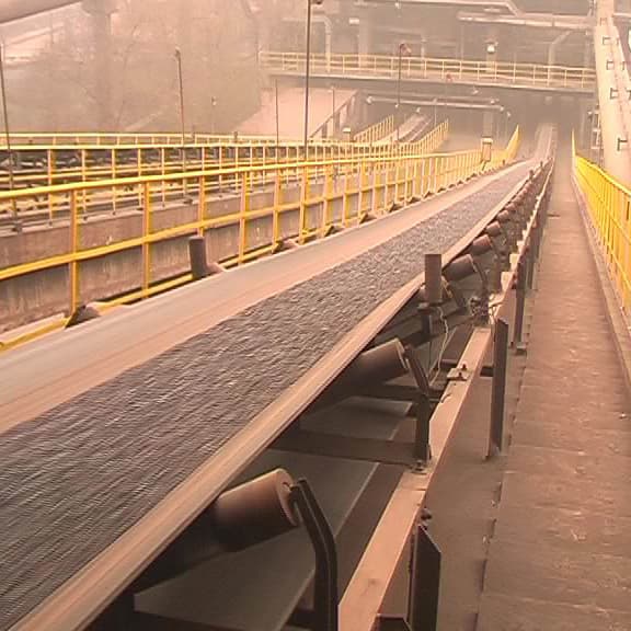 horizontal belt conveyor for steel plant