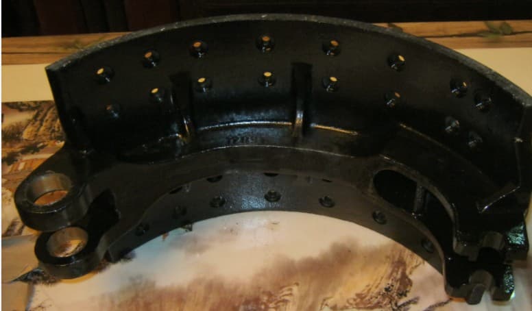 Supply 4728castig brake shoe for Meritor axle