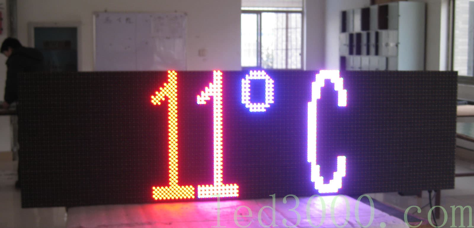 outdoor full color led display