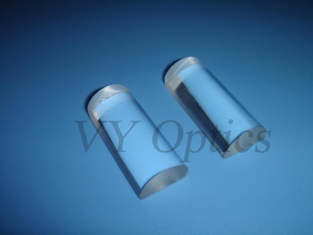 optical  plano-convex cylindrical lens
