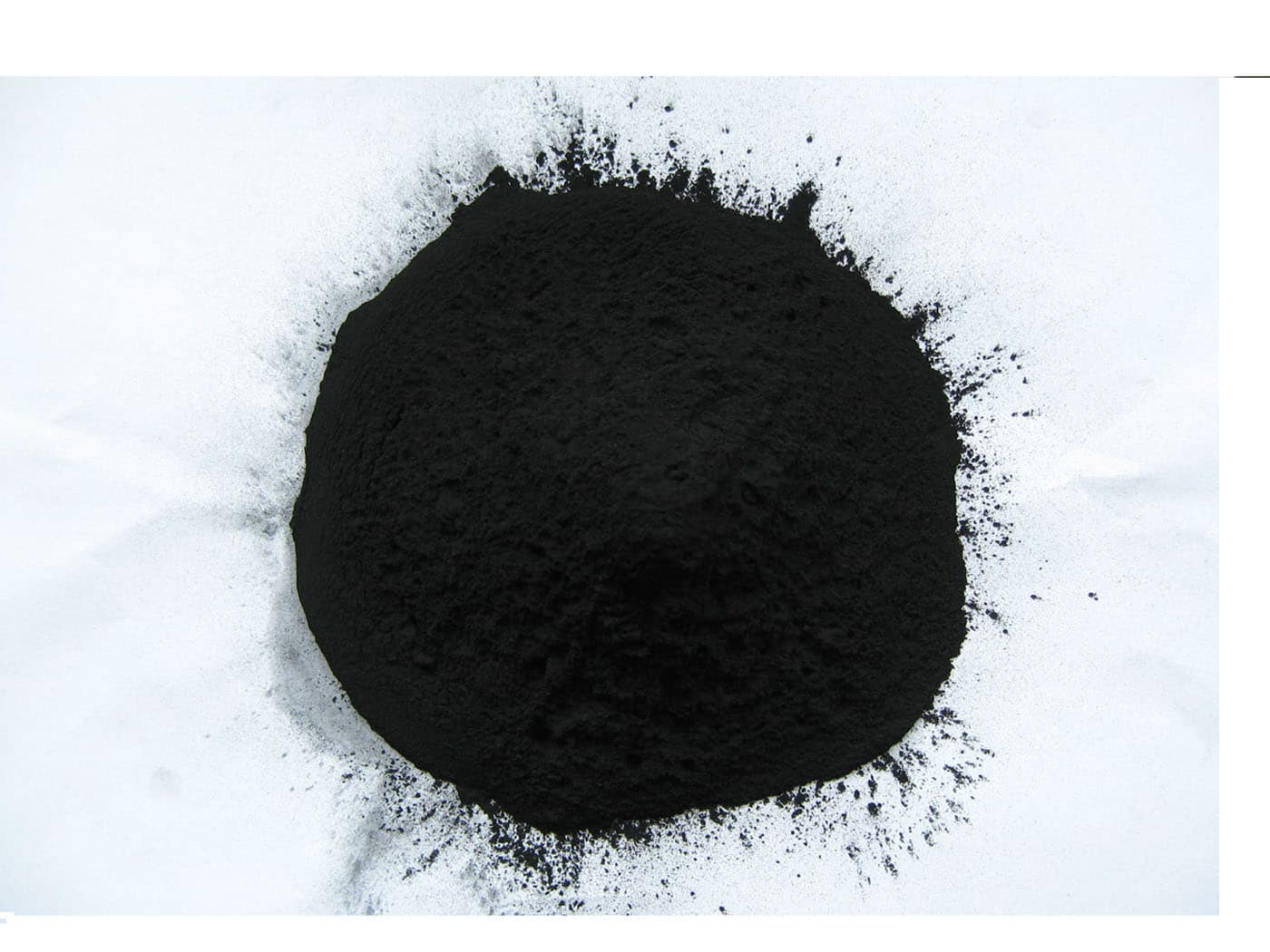 Копоти и пыли. Порошковый уголь. • Порошковый активный уголь. Каменноугольная пыль. Черный порошок.