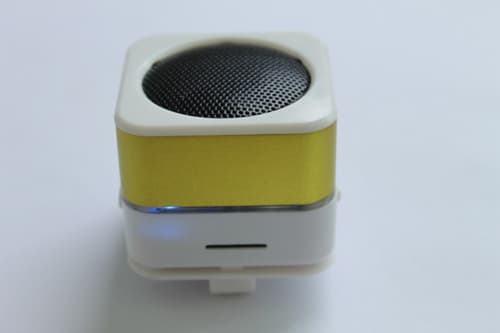 new design usb speaker,mini speaker ,card reader speaker for mp3/mp4/pc