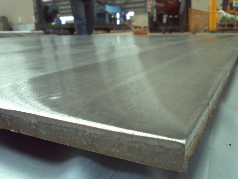 Stainless steel clad plate