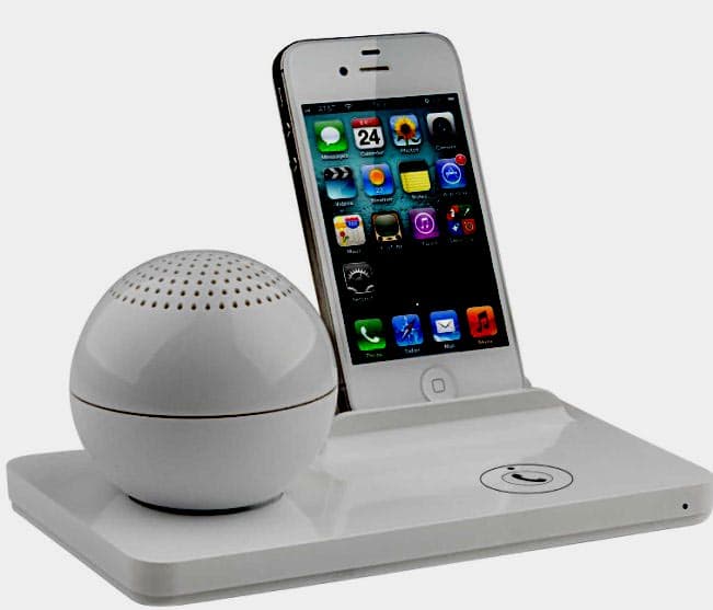 China Portable Bluetooth Speaker with Dock