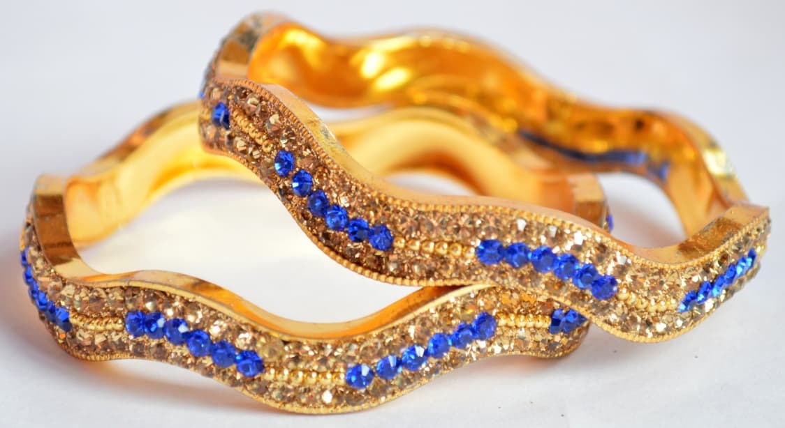 Amazing golden-blue lac bangles