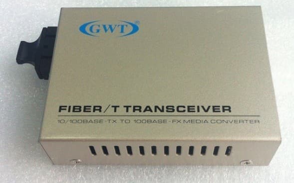 10/100M fiber media converter