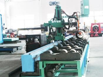 Roller-bed-type Pipe Flame Cutting & Beveling Machine