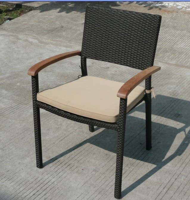 Rattan/wicker-stackable chair (S218)