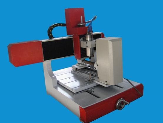 Small cylinder carving machine