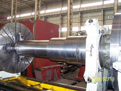 FINISH MACHINE WIND TURBINE MAIN SHAFT