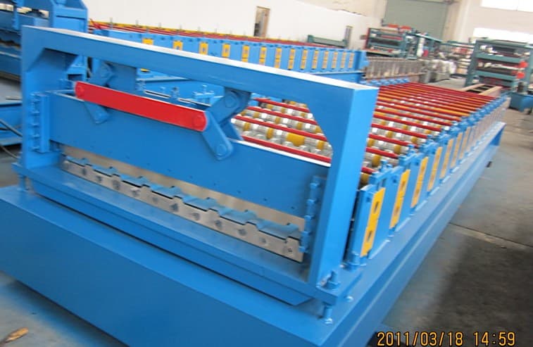 Roof Tile Roll Forming Machine,Roof Sheet Forming Machine,Roof Panel Forming Machine