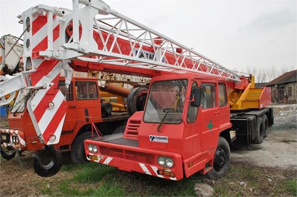 TADANO TL200E Fully Hydraulic Truck Crane