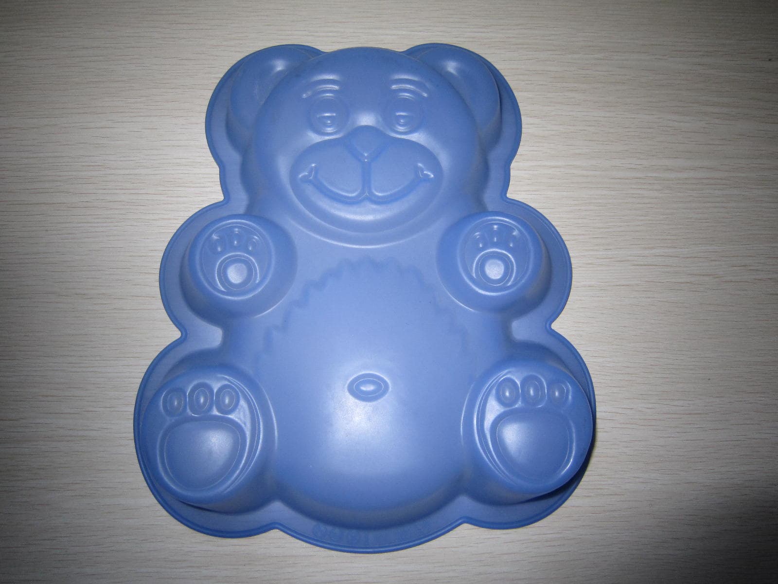 Bear shape silicone cake mould
